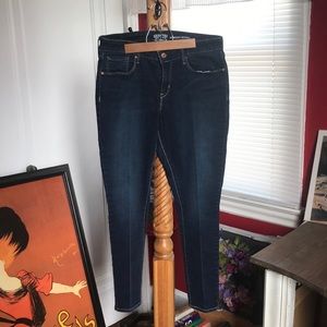 Levi Strauss and Company signature modern skinny size 14M -32x32